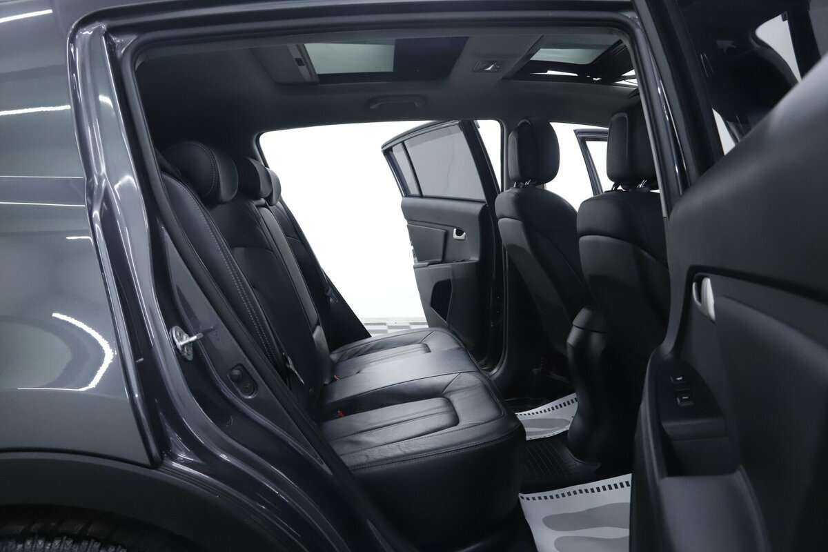 Kia Sportage с пробегом — 2013 год. Фото: #18