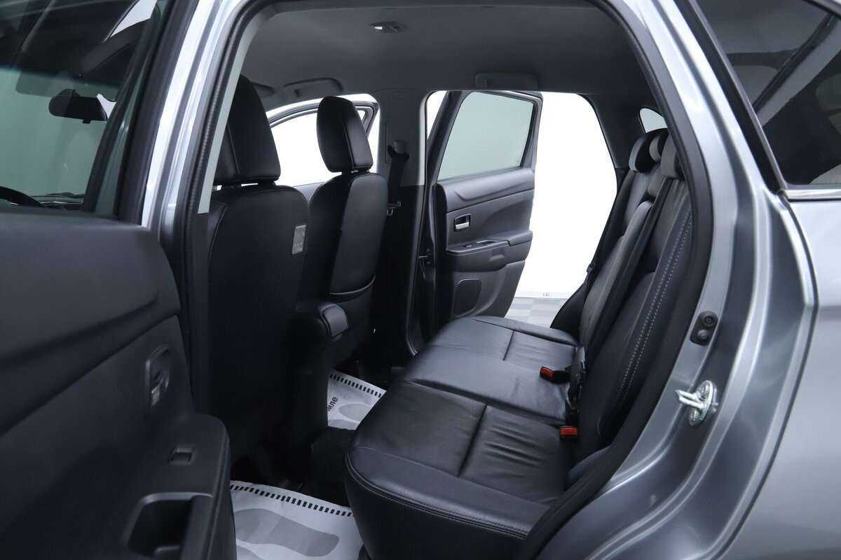 Mitsubishi ASX с пробегом — 2015 год. Фото: #16