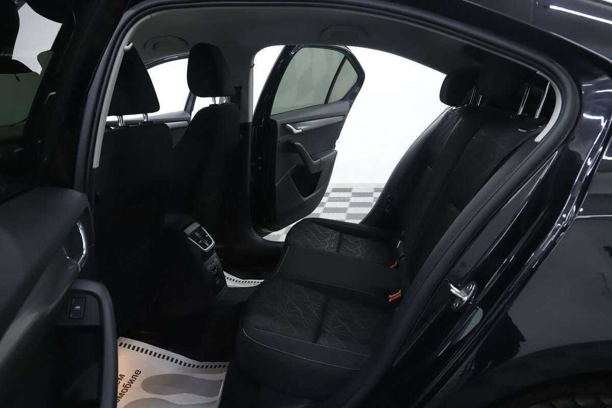 Skoda Octavia с пробегом — 2019 год. Фото: #17