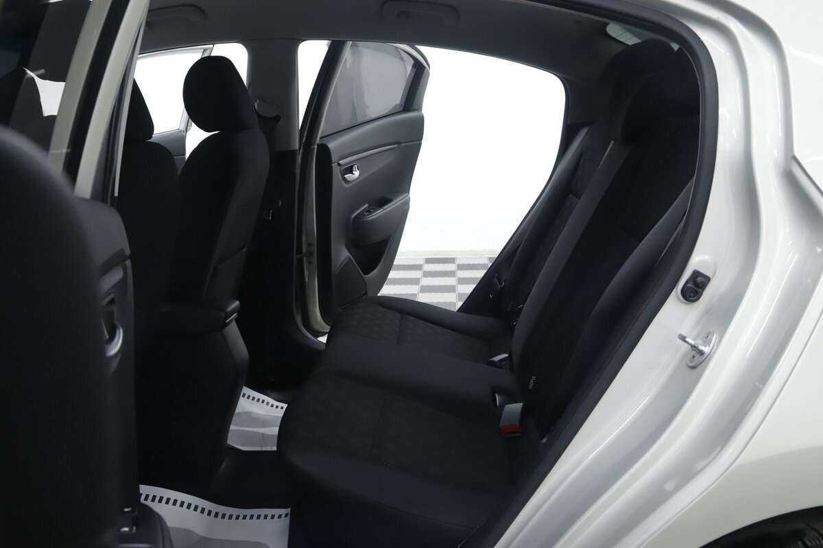 Kia Rio с пробегом — 2019 год. Фото: #18