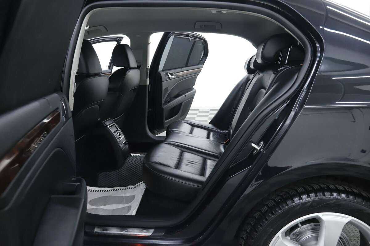 Skoda Superb с пробегом — 2013 год. Фото: #21