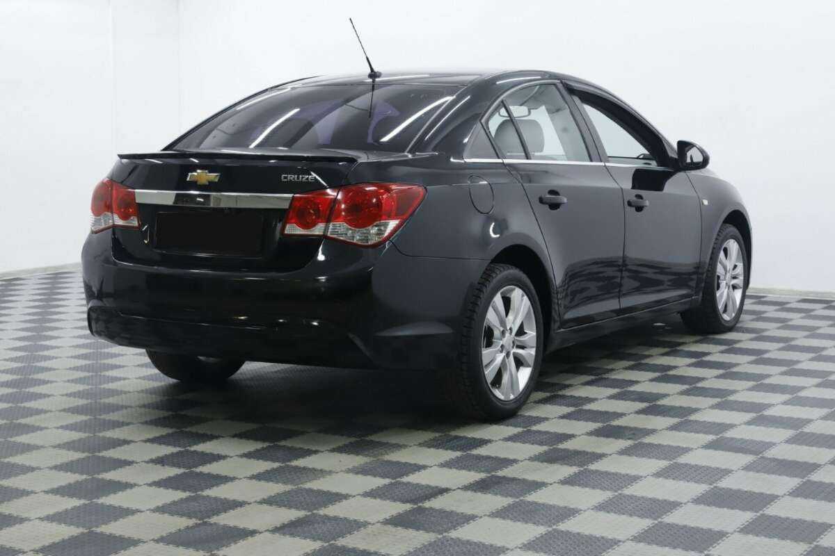 Chevrolet Cruze с пробегом — 2015 год. Фото: #2