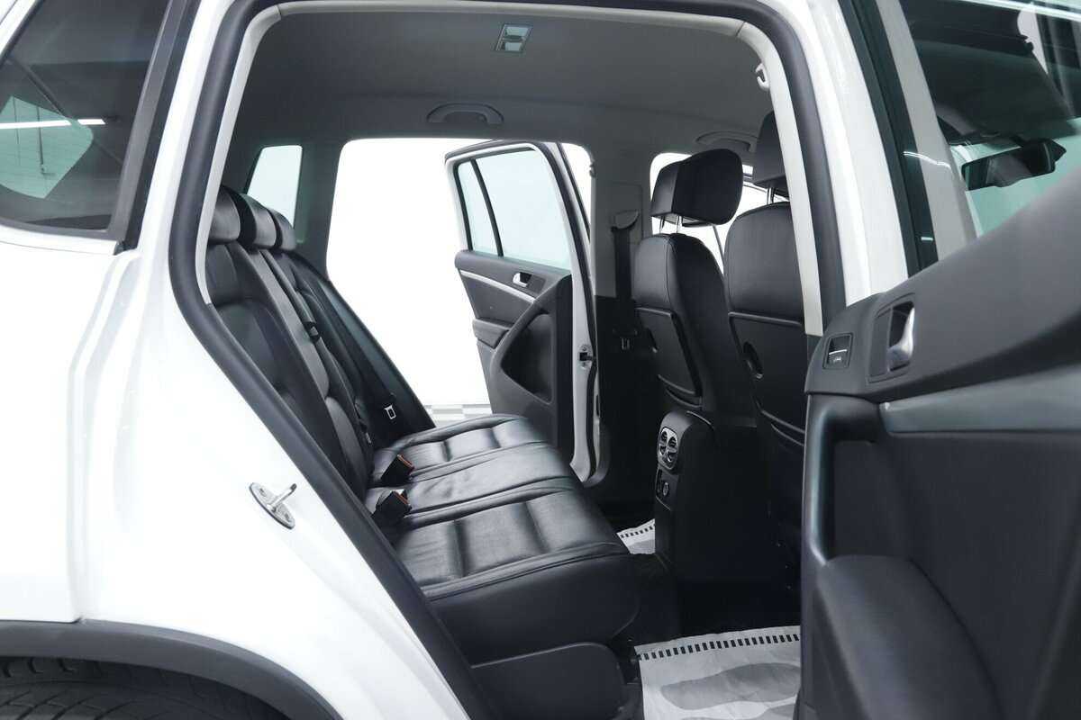 Volkswagen Tiguan с пробегом — 2015 год. Фото: #17