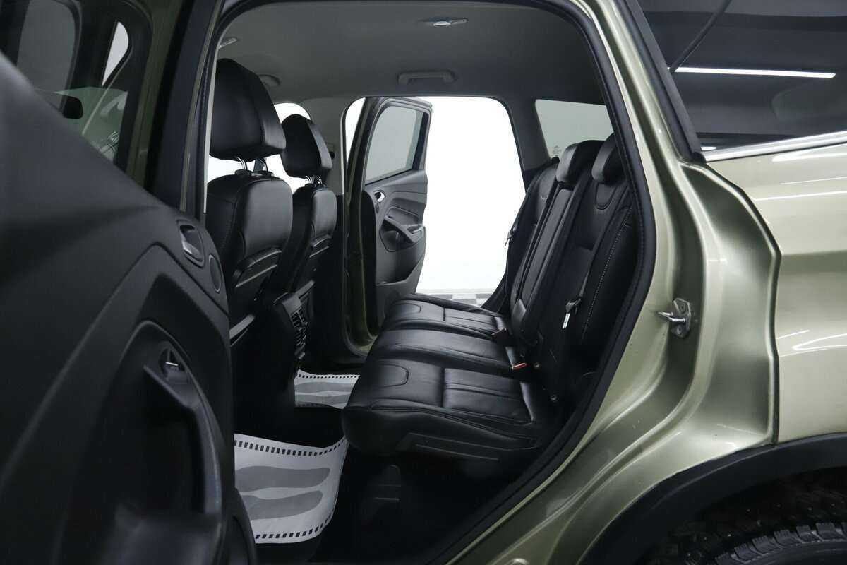 Ford Kuga с пробегом — 2016 год. Фото: #20