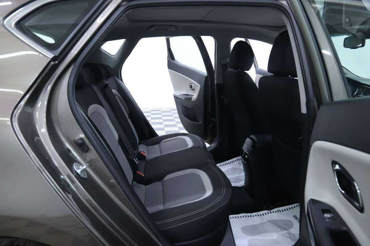 Kia Ceed с пробегом — 2015 год. Фото: #16