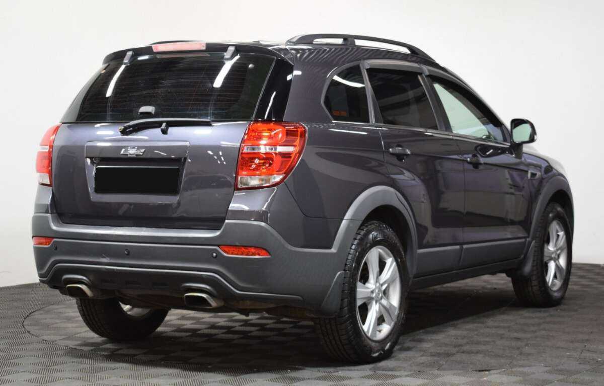 Chevrolet Captiva с пробегом — 2014 год. Фото: #3