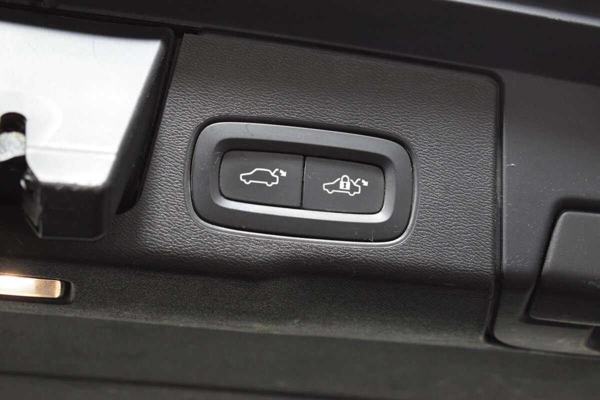 Volvo XC60 с пробегом — 2020 год. Фото: #6