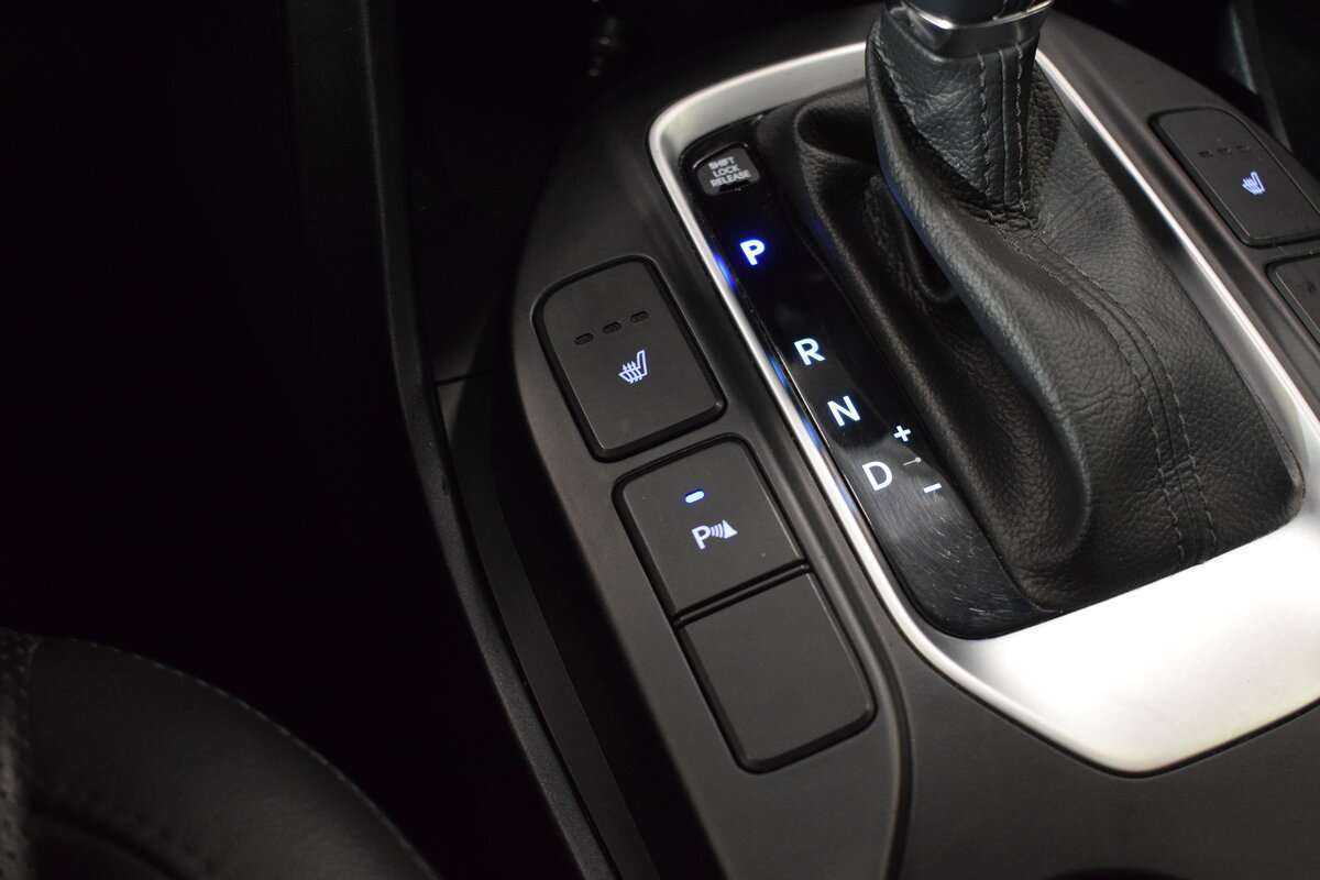 Hyundai Santa Fe с пробегом — 2016 год. Фото: #24