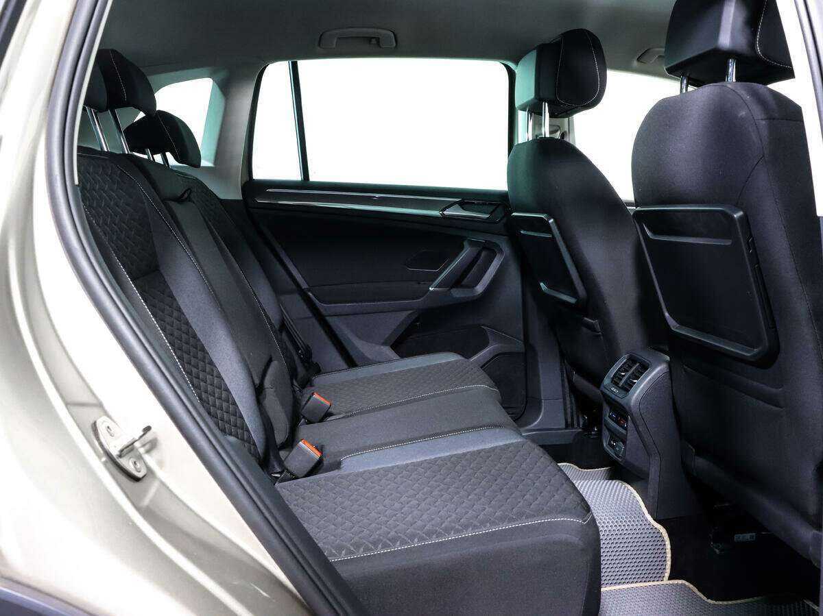 Volkswagen Tiguan с пробегом — 2018 год. Фото: #16