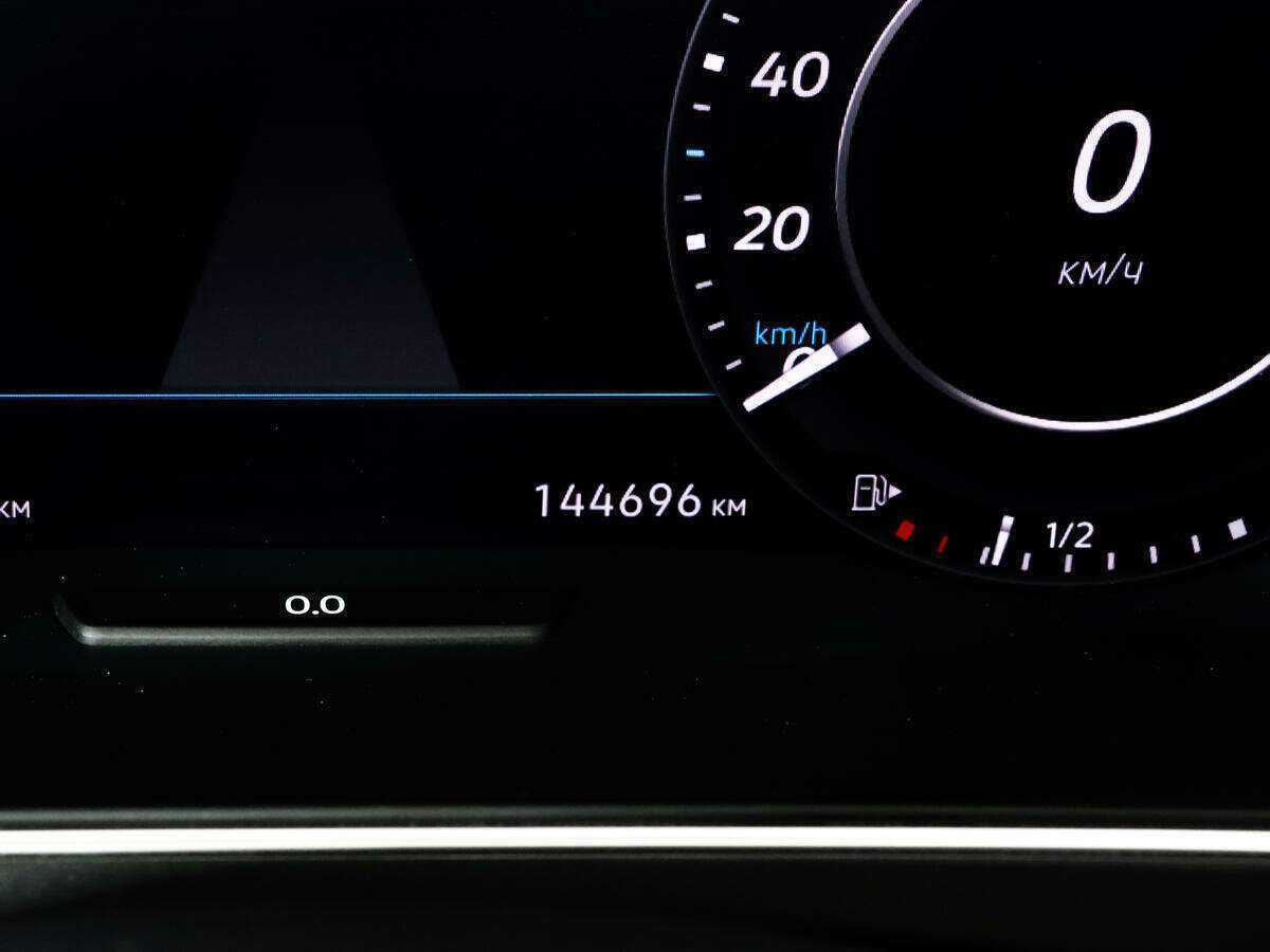 Volkswagen Tiguan с пробегом — 2018 год. Фото: #19
