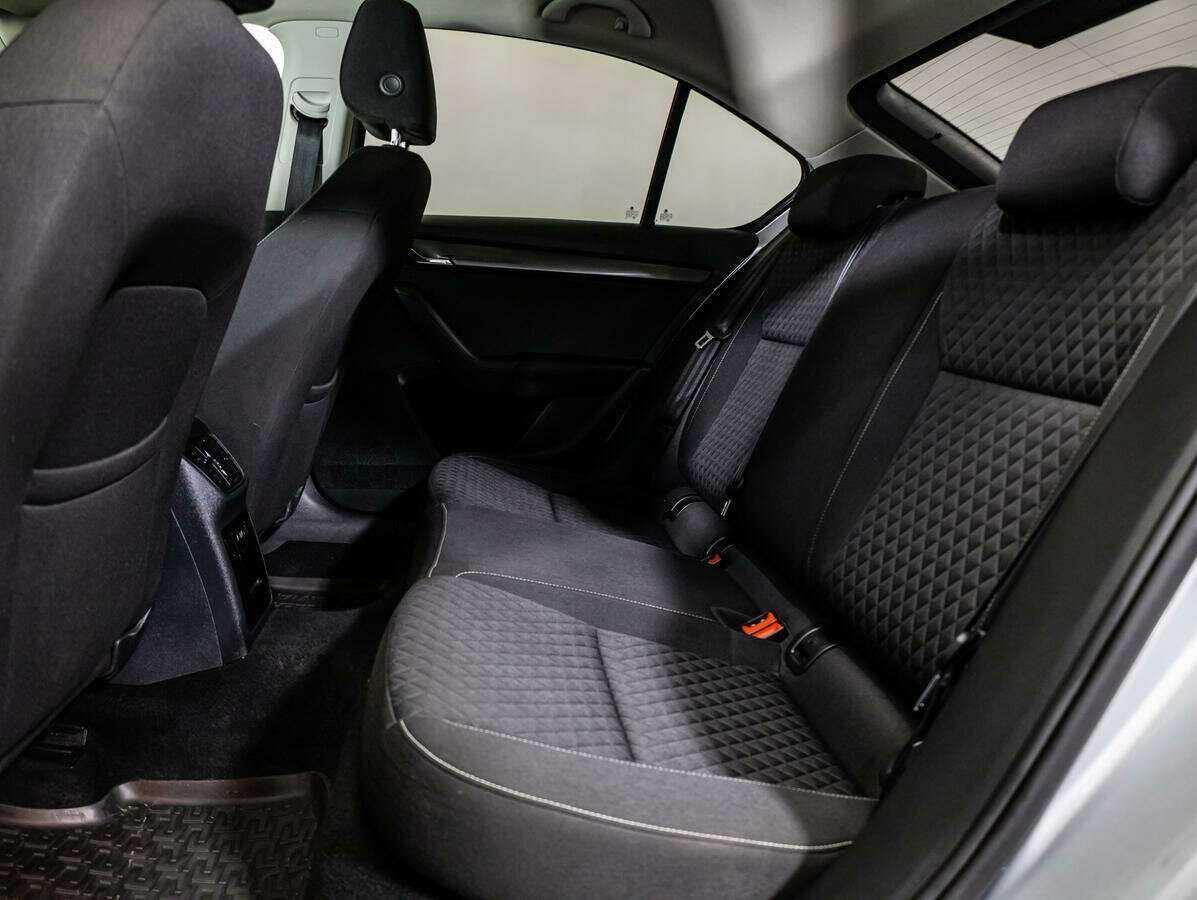 Skoda Octavia с пробегом — 2018 год. Фото: #7