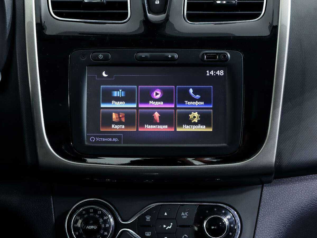 Renault Sandero с пробегом — 2018 год. Фото: #13