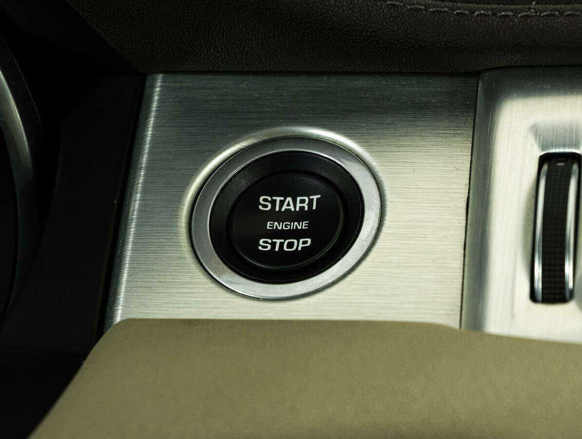 Land Rover Range Rover Evoque с пробегом — 2017 год. Фото: #12