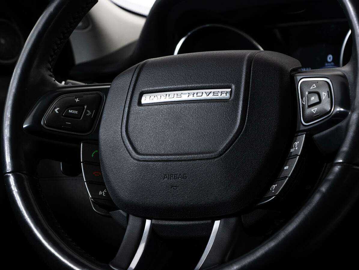 Land Rover Range Rover Evoque с пробегом — 2017 год. Фото: #13