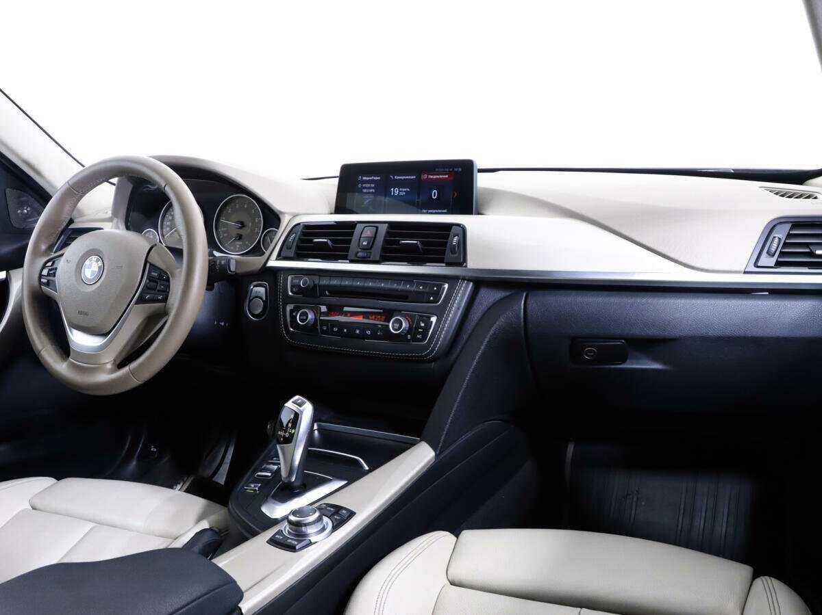 BMW 3 серии с пробегом — 2012 год. Фото: #8