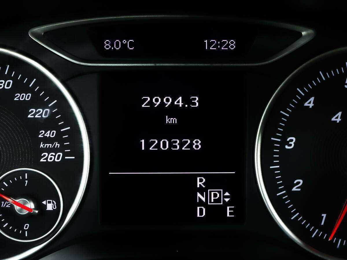 Mercedes-Benz B-Класс с пробегом — 2015 год. Фото: #18