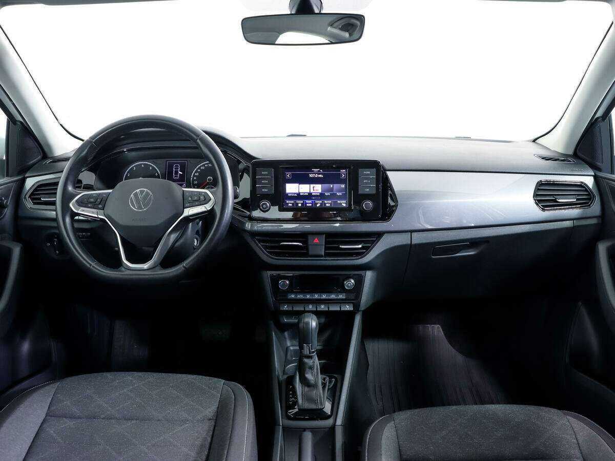 Volkswagen Polo с пробегом — 2022 год. Фото: #9