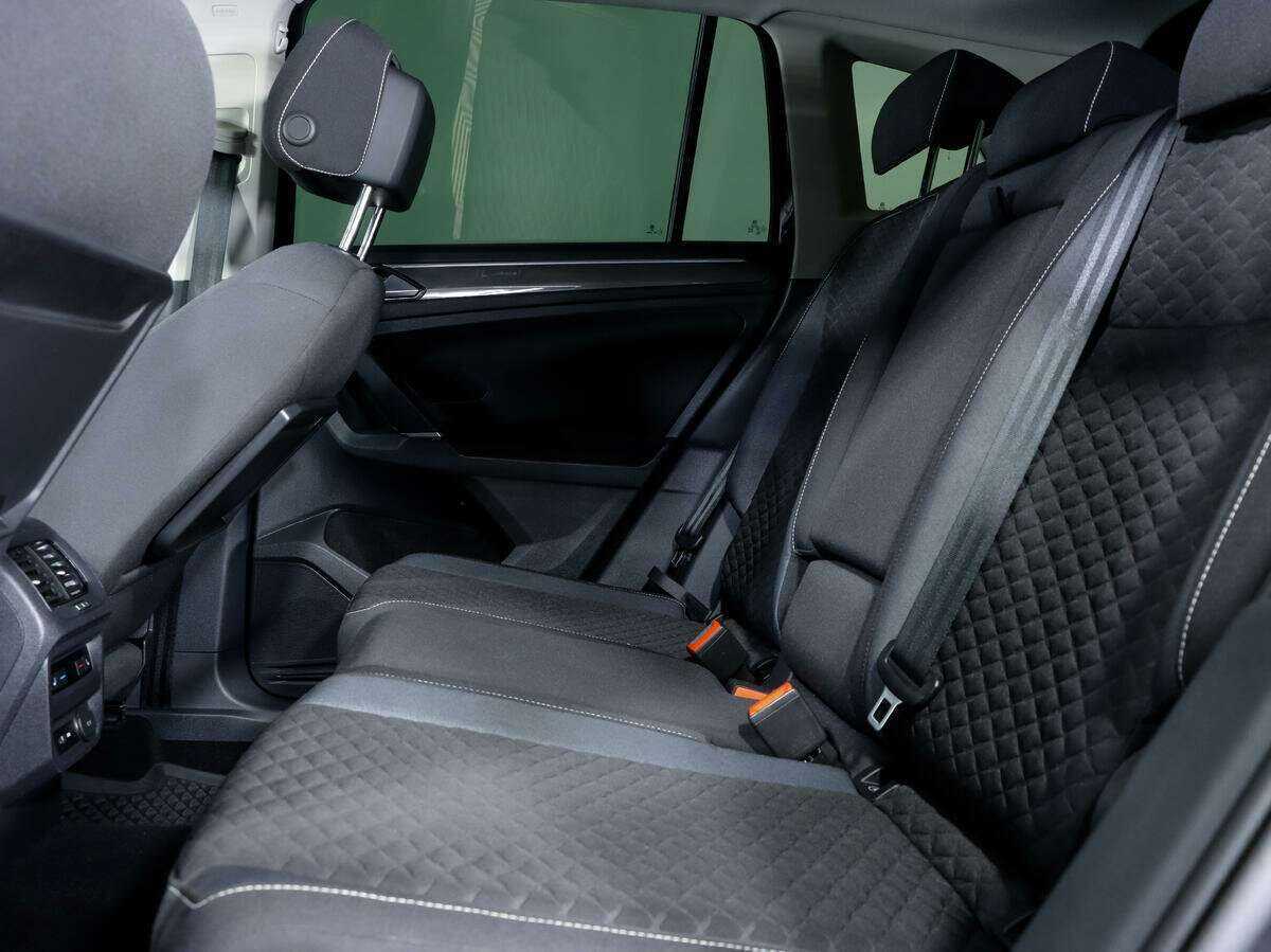Volkswagen Tiguan с пробегом — 2018 год. Фото: #10
