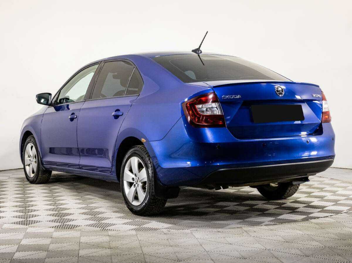 Skoda Rapid с пробегом — 2017 год. Фото: #6