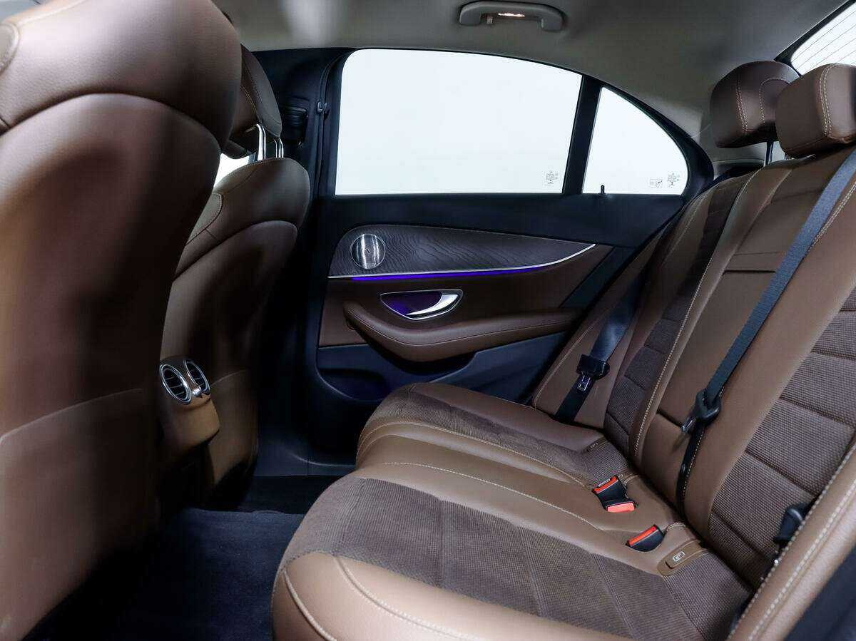 Mercedes-Benz E-Класс с пробегом — 2016 год. Фото: #10