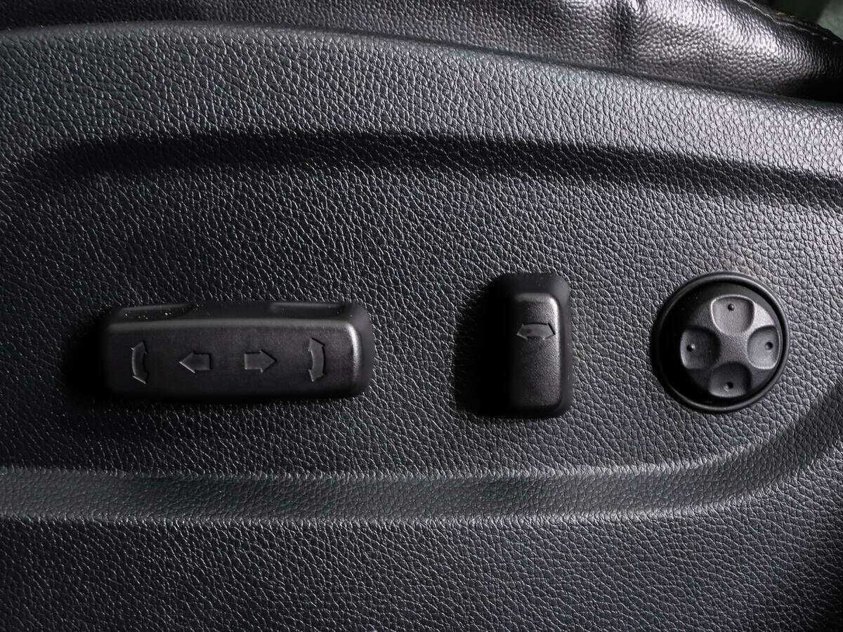 Hyundai Santa Fe с пробегом — 2016 год. Фото: #19