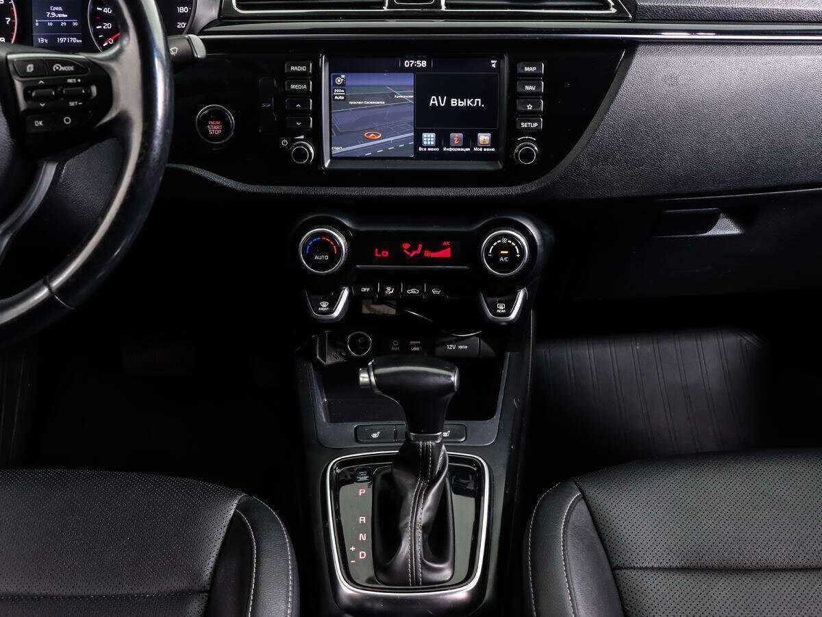 Kia Rio с пробегом — 2018 год. Фото: #9