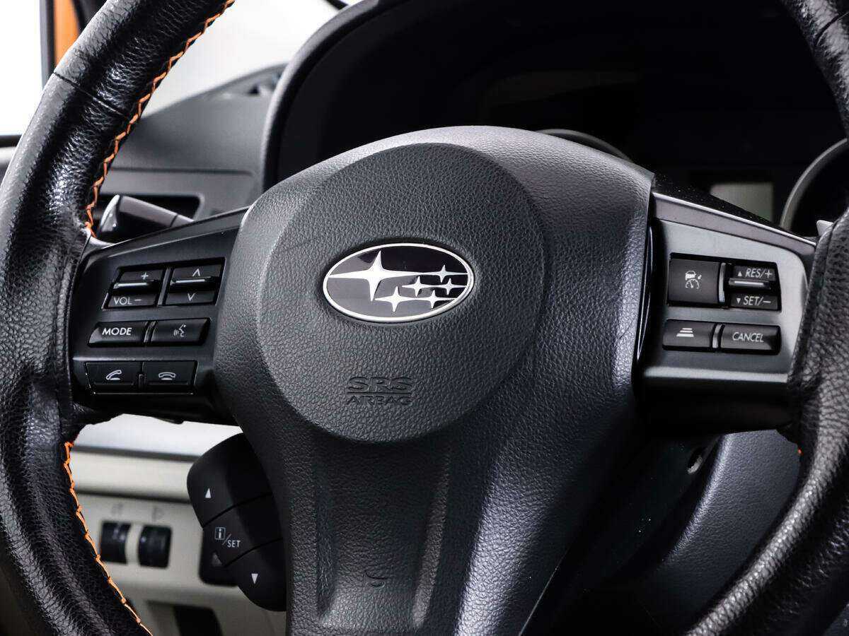 Subaru XV с пробегом — 2012 год. Фото: #12