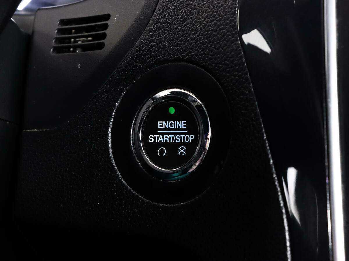 Ford Explorer с пробегом — 2018 год. Фото: #12