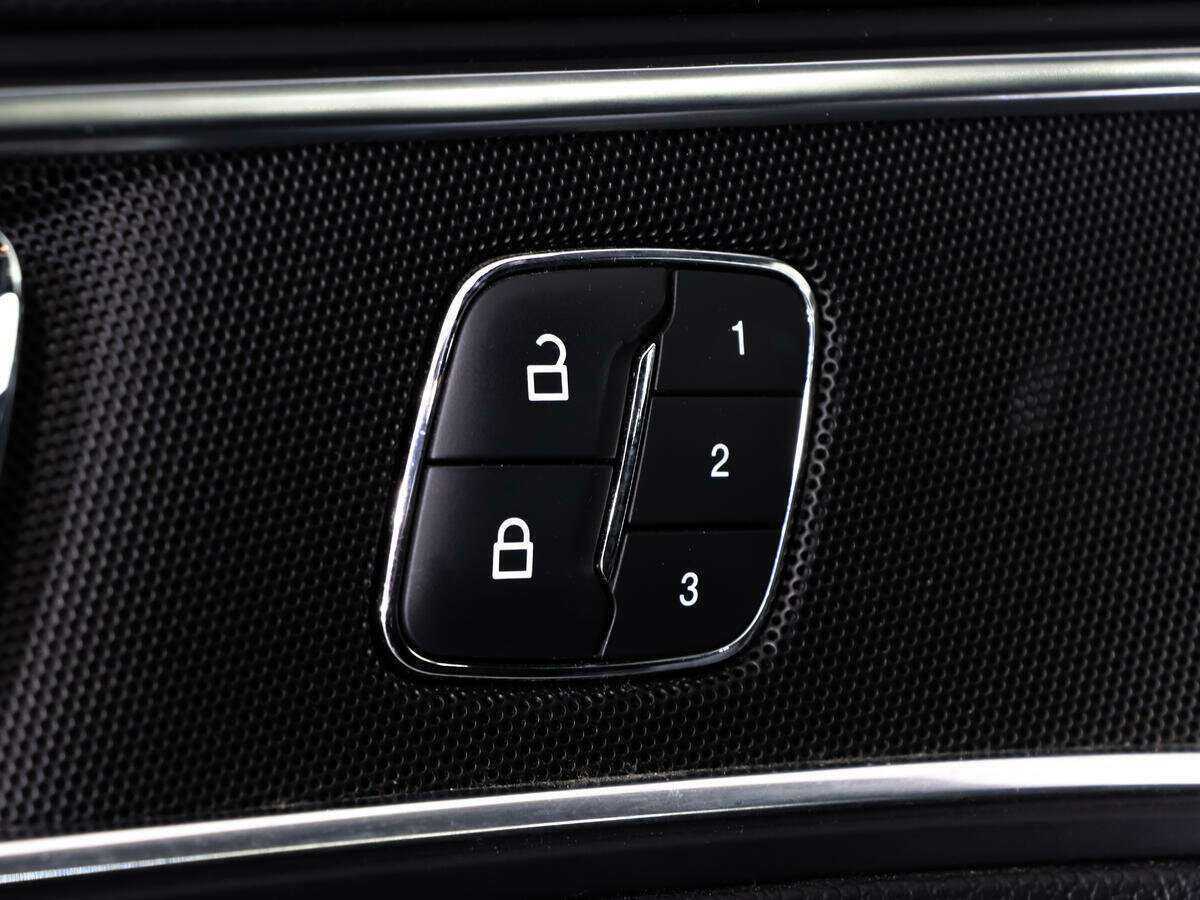 Ford Explorer с пробегом — 2018 год. Фото: #13