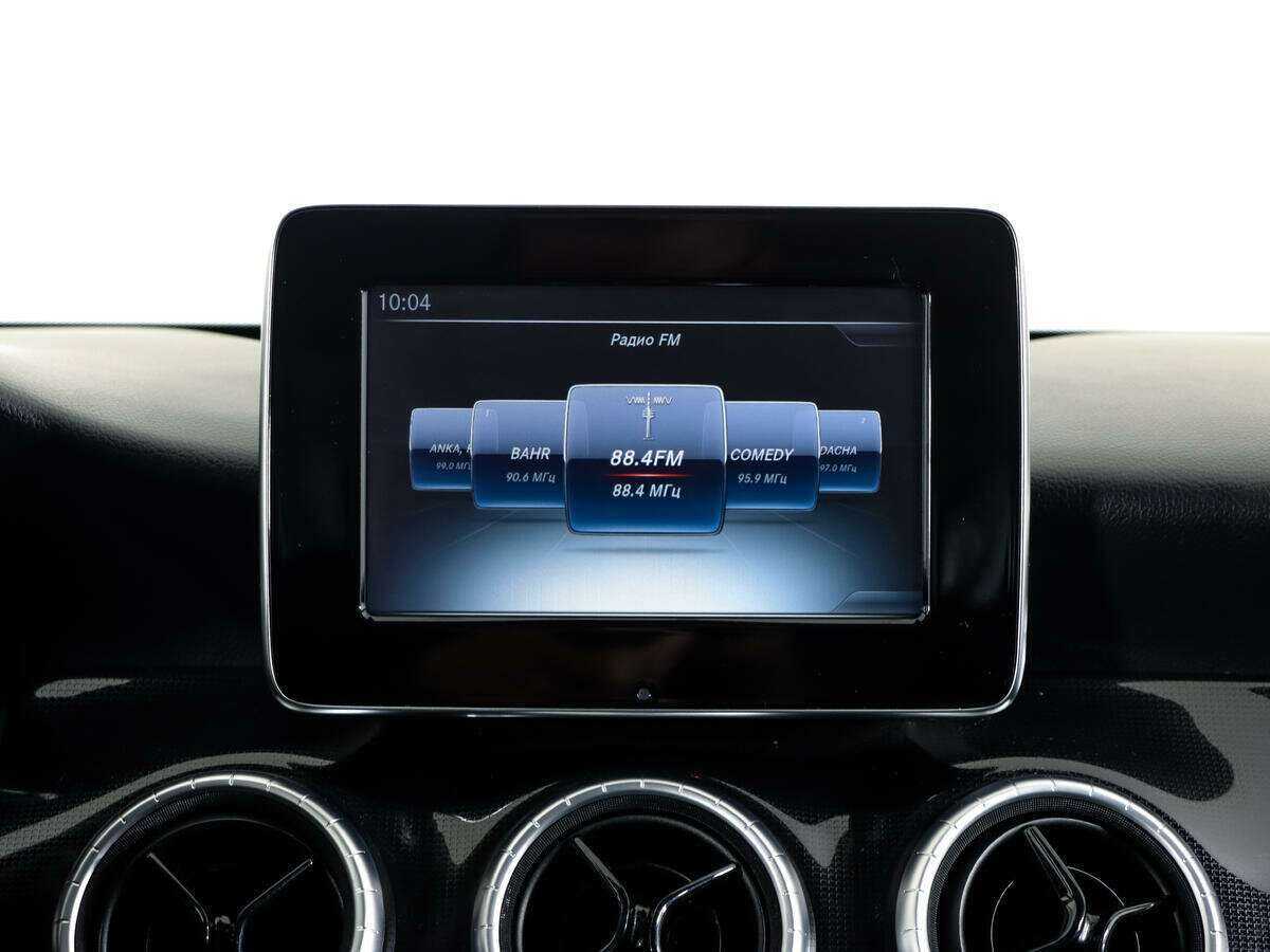 Mercedes-Benz CLA с пробегом — 2015 год. Фото: #11