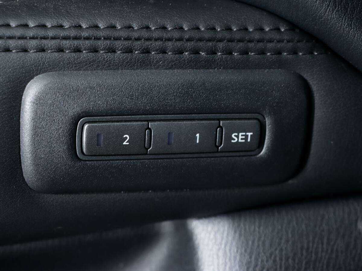 Infiniti QX60 с пробегом — 2014 год. Фото: #17