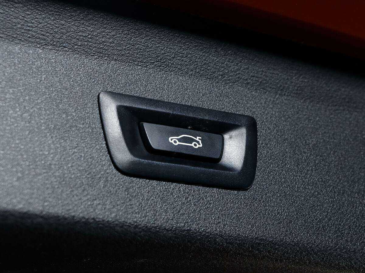 BMW X1 с пробегом — 2020 год. Фото: #16