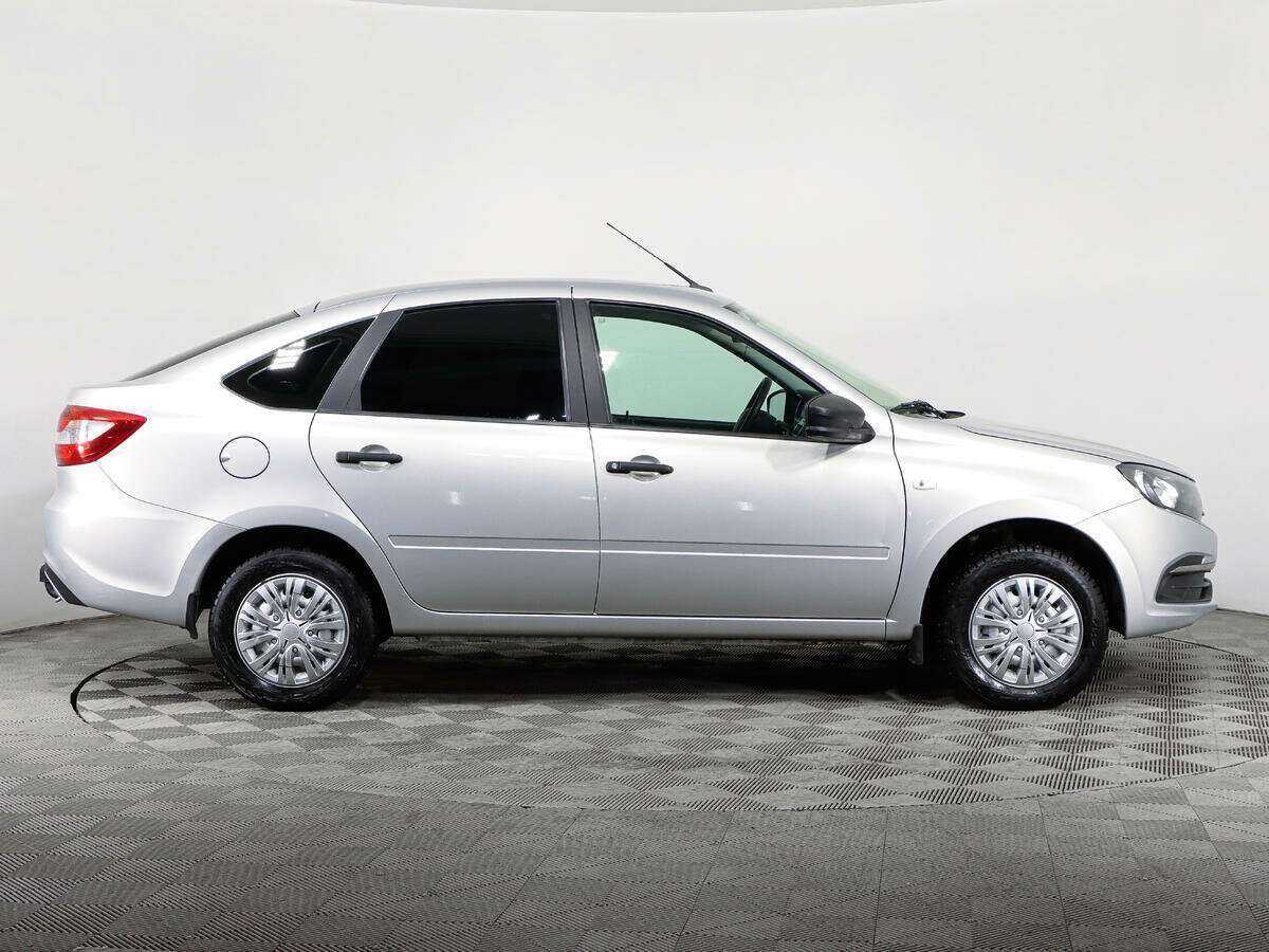 Lada (ВАЗ) Granta с пробегом — 2020 год. Фото: #3