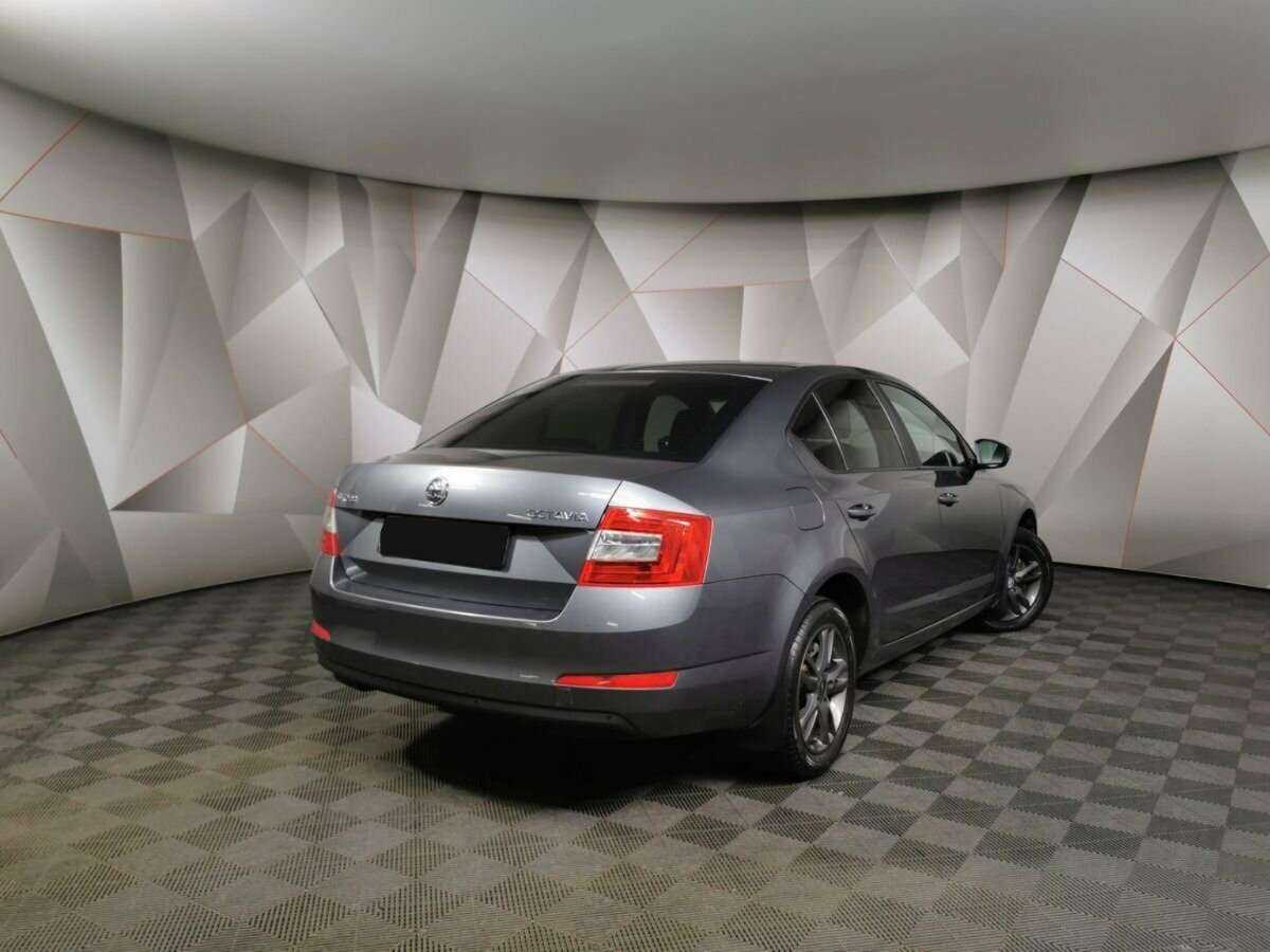 Skoda Octavia с пробегом — 2013 год. Фото: #1