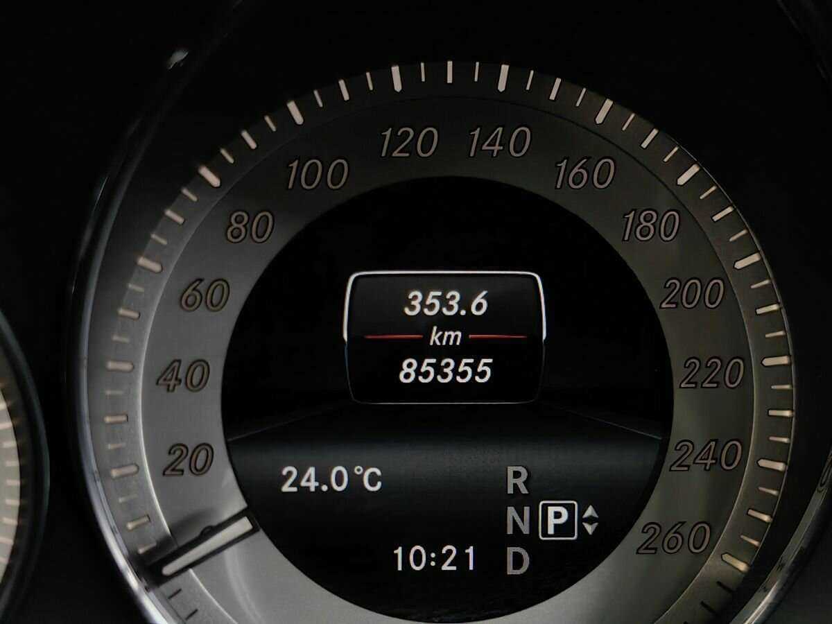 Mercedes-Benz GLK-Класс с пробегом — 2013 год. Фото: #16