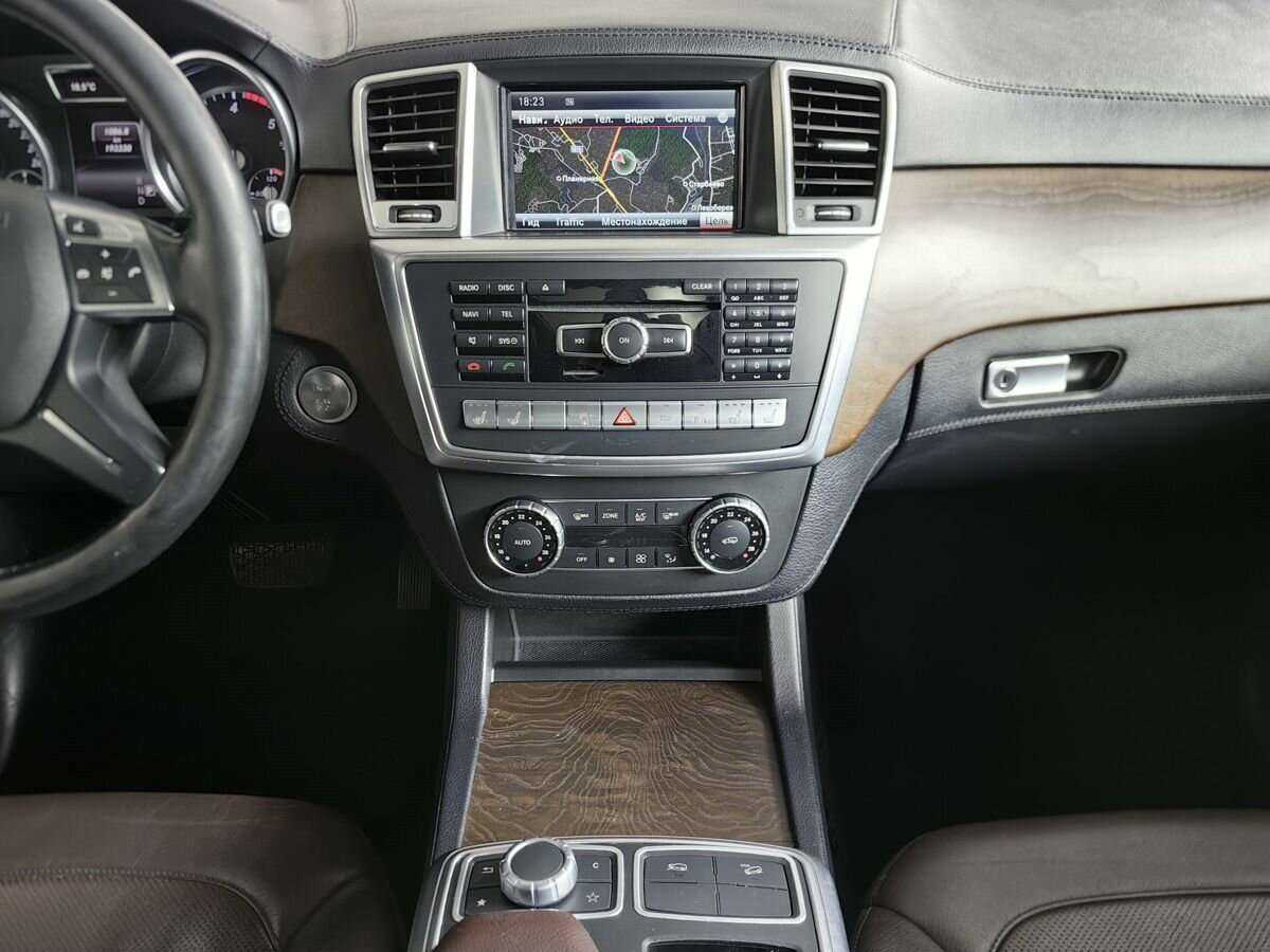 Mercedes-Benz M-Класс с пробегом — 2014 год. Фото: #10