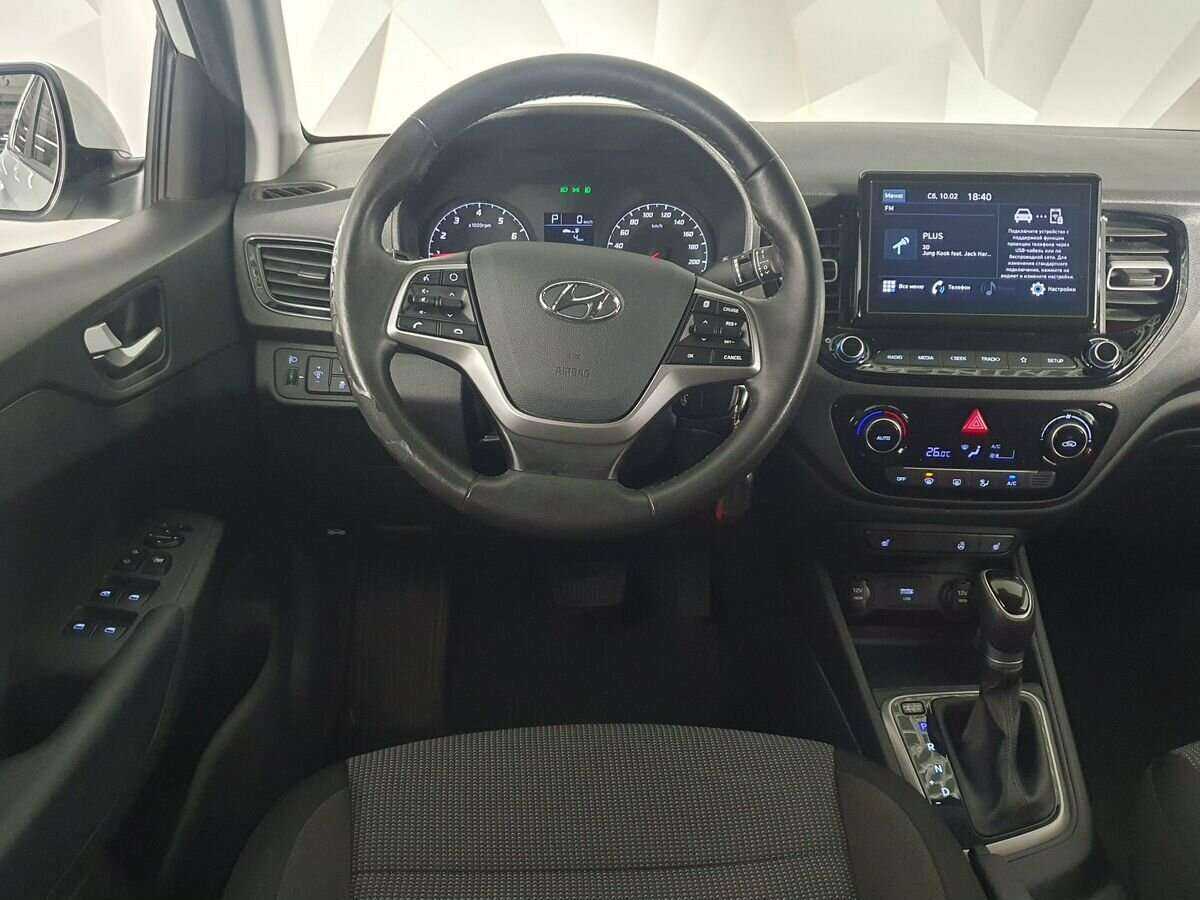 Hyundai Solaris с пробегом — 2021 год. Фото: #6