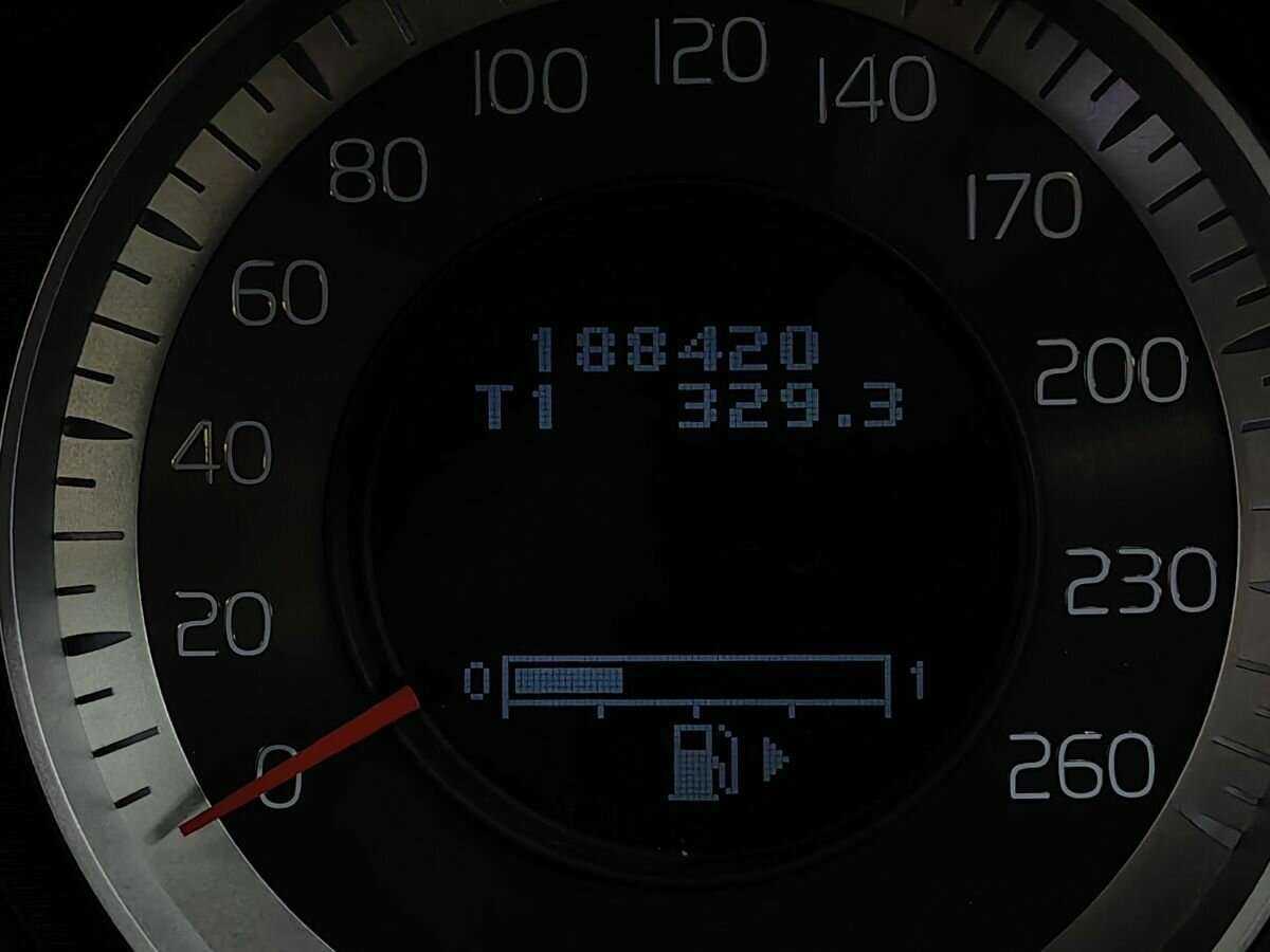 Volvo S60 с пробегом — 2013 год. Фото: #15