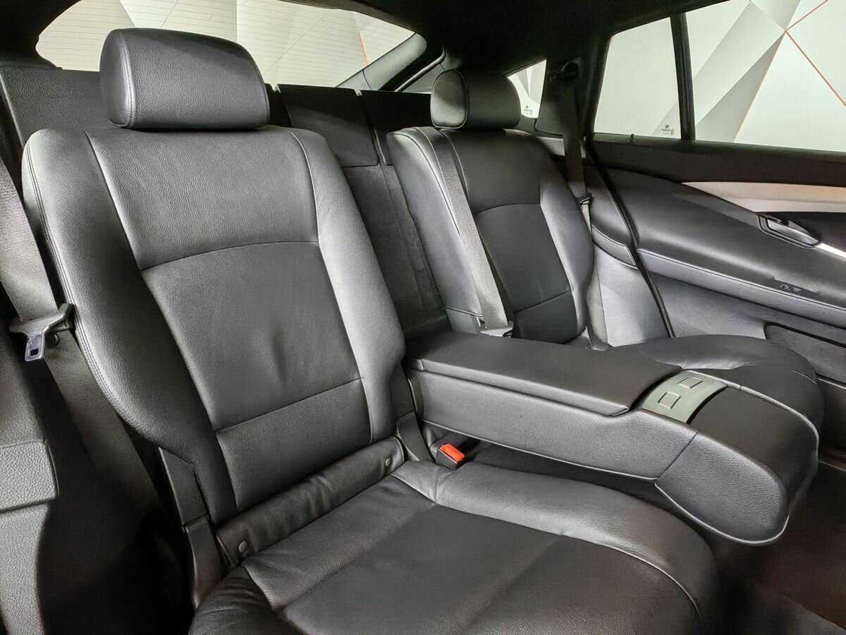 BMW 5 серии с пробегом — 2013 год. Фото: #12