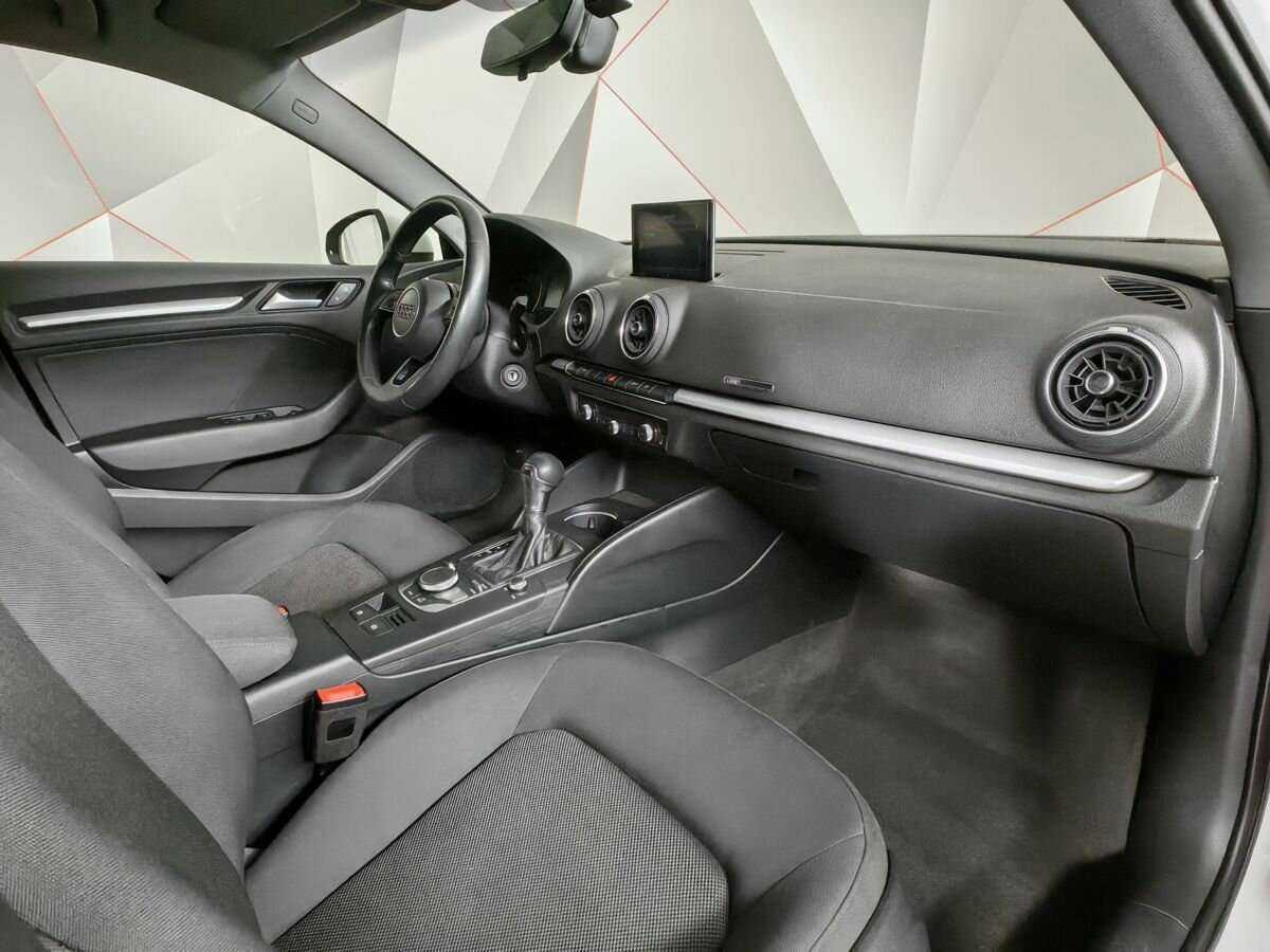 Audi A3 с пробегом — 2019 год. Фото: #8