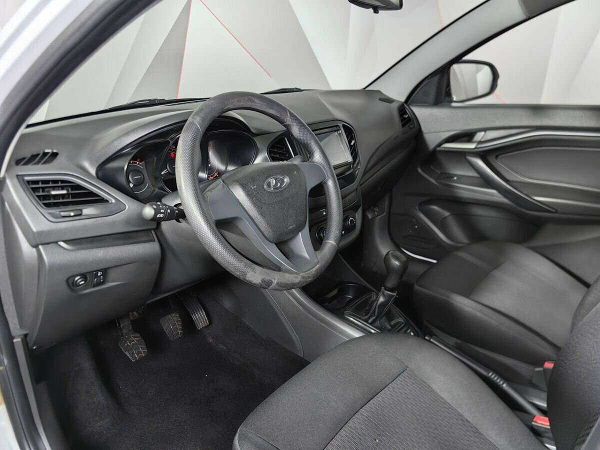 Lada (ВАЗ) Vesta с пробегом — 2018 год. Фото: #10