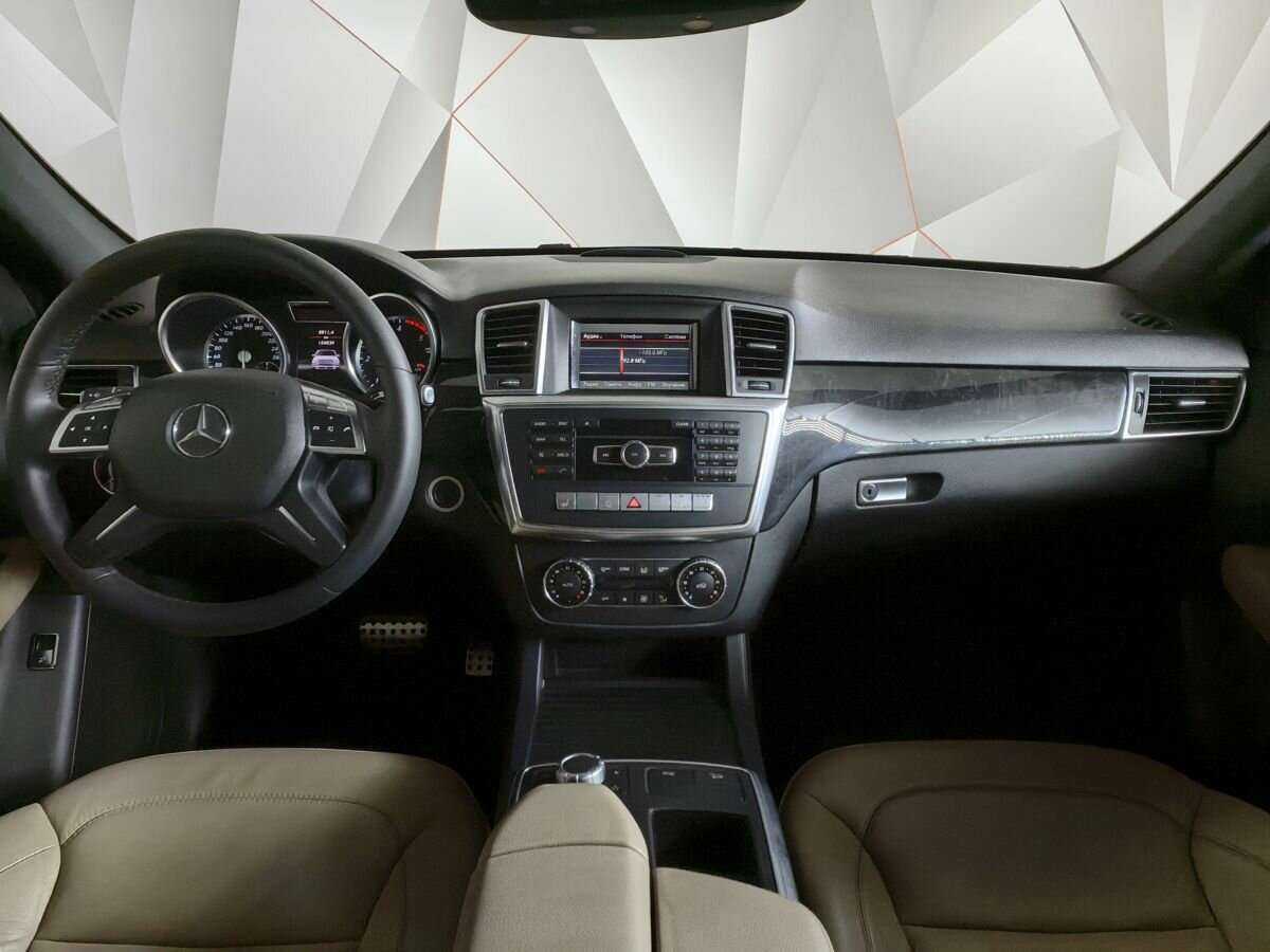 Mercedes-Benz M-Класс с пробегом — 2013 год. Фото: #9