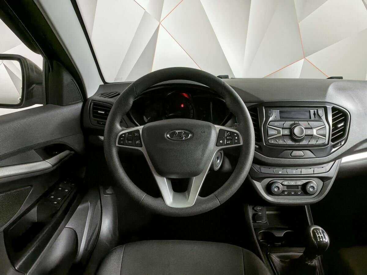 Lada (ВАЗ) Vesta с пробегом — 2021 год. Фото: #14