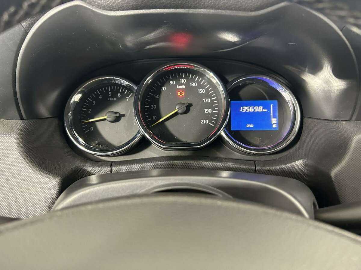 Renault Duster с пробегом — 2017 год. Фото: #10