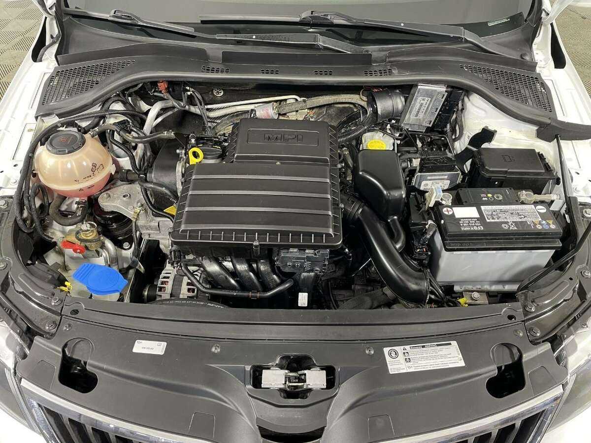 Skoda Rapid с пробегом — 2019 год. Фото: #15