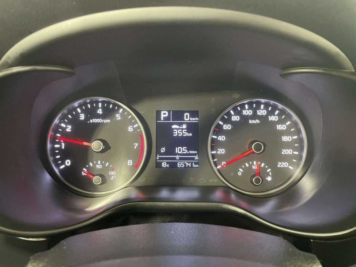 Kia Rio с пробегом — 2018 год. Фото: #10