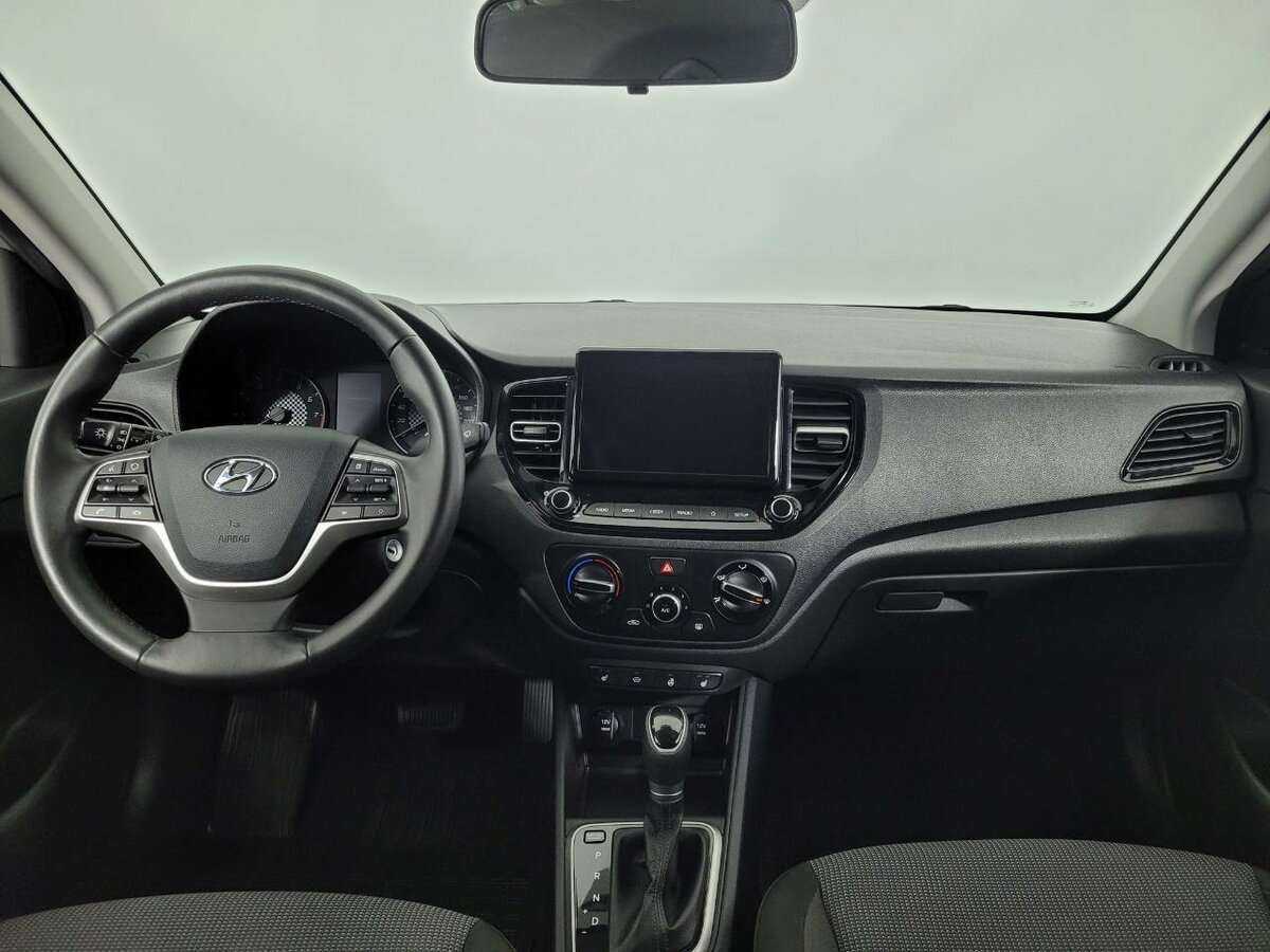Hyundai Solaris с пробегом — 2021 год. Фото: #6