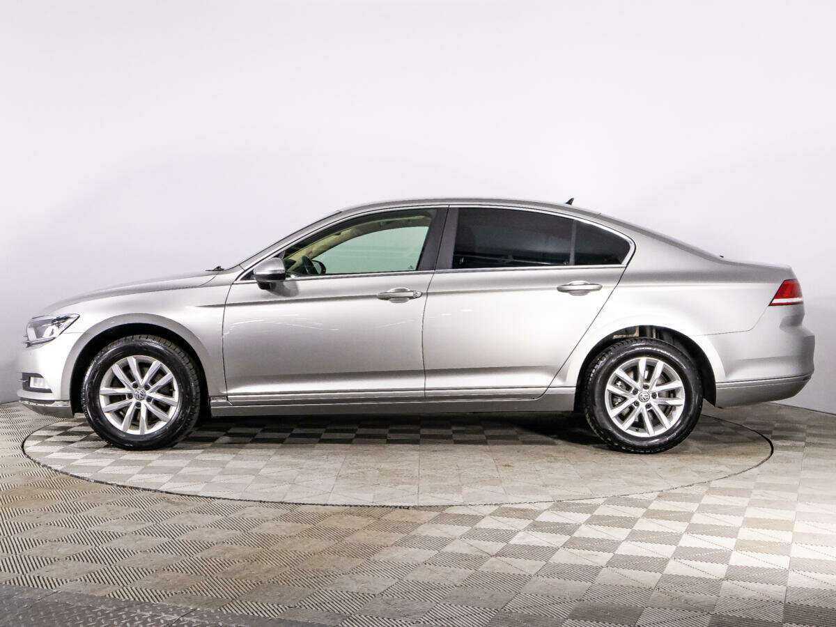 Volkswagen Passat с пробегом — 2017 год. Фото: #7