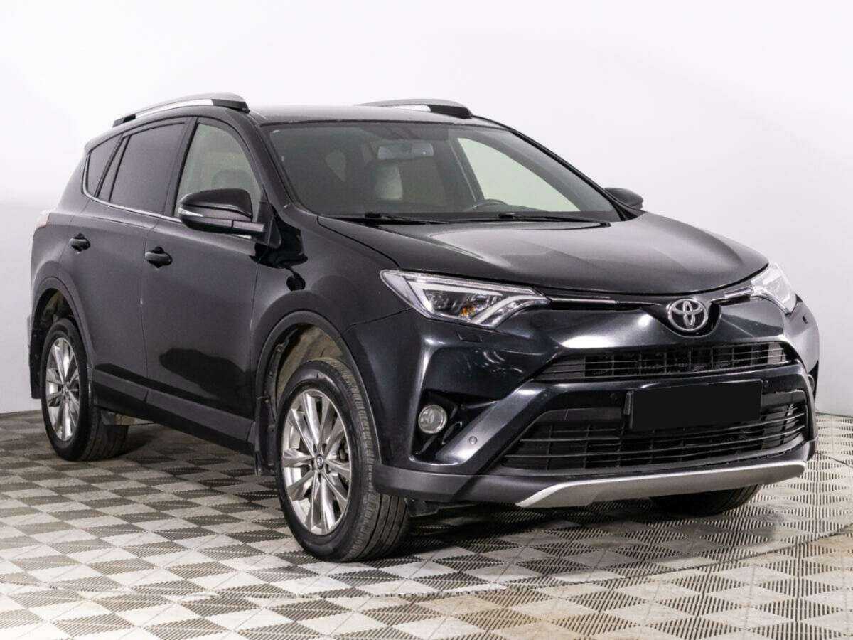 Toyota RAV4 с пробегом — 2016 год. Фото: #2