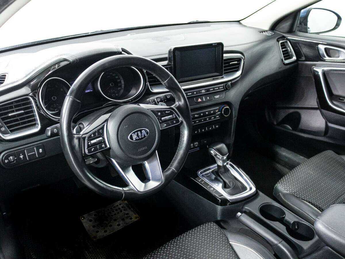Kia Ceed с пробегом — 2019 год. Фото: #10